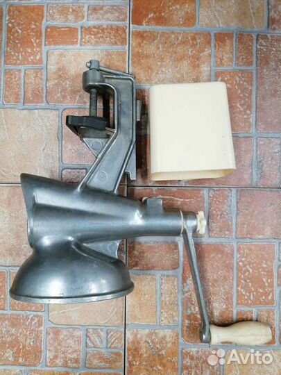 Соковыжималка соковарка СССР