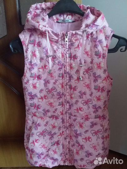 Безрукавка для девочки