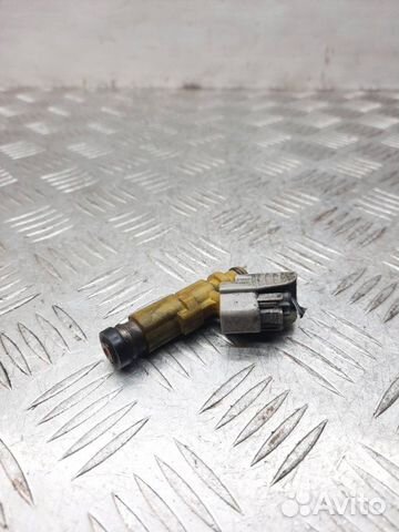 Форсунка Toyota Corolla 1.4 4EFE 2001