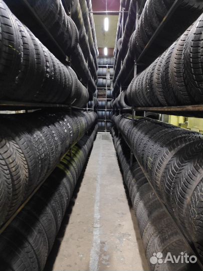 Bridgestone Blizzak LM-32 245/40 R17 95V