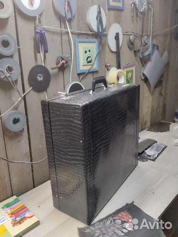 Чемодан старинный