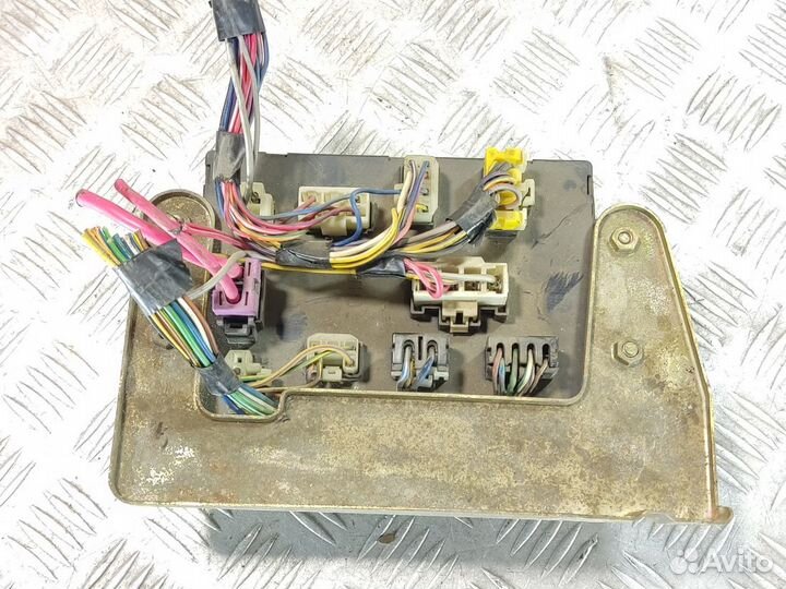 Блок предохранителей салонный Byd Flyer 2005-2007