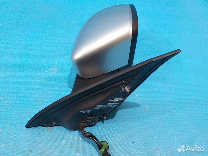 Зеркало заднего вида правое volkswagen Passat CC 2008-2018