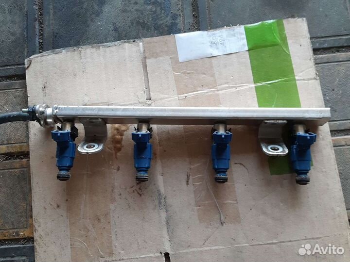 Форсунки топливные рампы Hyundai Solaris