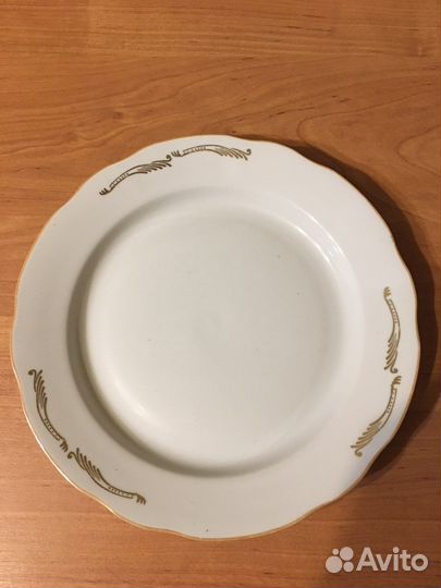Тарелка большая фарфор СССР