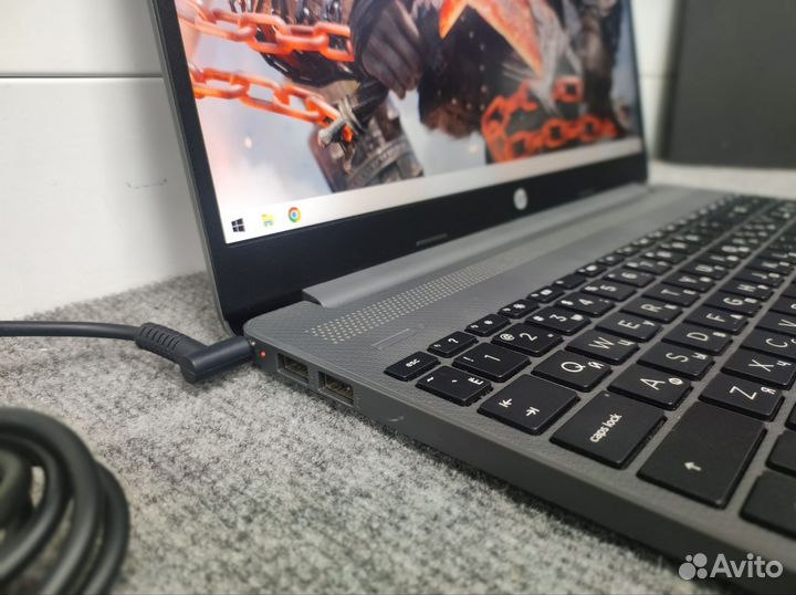 HP Laptop 15s (Ryzen 5-4500U, 8/256Gb)