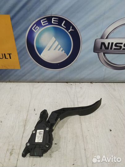 Педаль газа Geely atlas