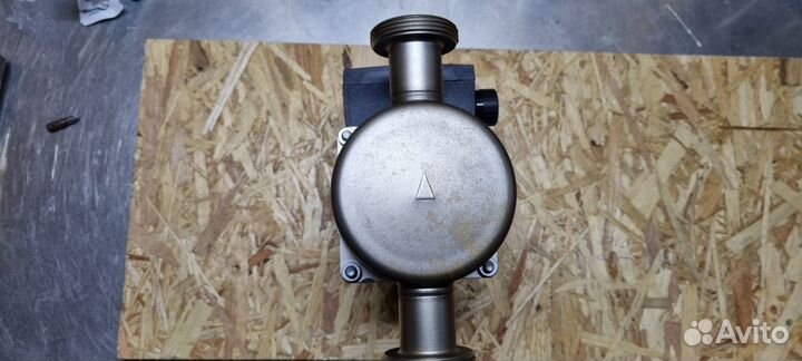 Циркуляционный насос Wilo TOP-Z 25/6