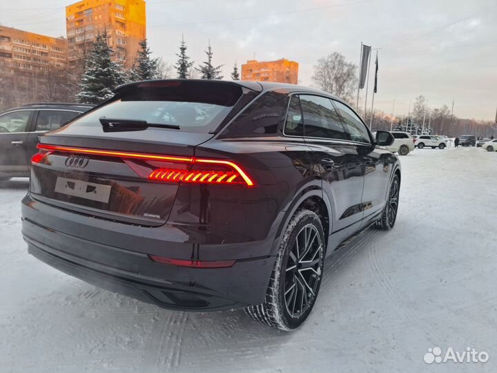 Audi Q8 3.0 AT, 2023, 3 300 км