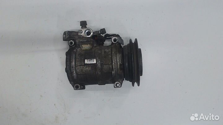 Компрессор кондиционера Toyota Hilux, 2003