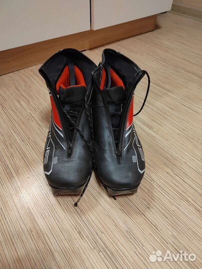 Лыжные ботинки классические spine