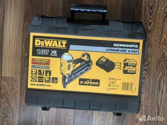 Аккумуляторный нейлер степлер Dewalt DCN692P2 купить в Екатеринбурге ...