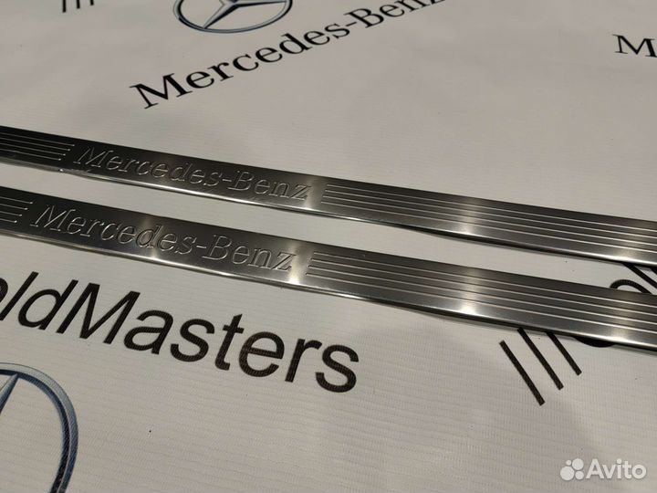Накладки на пороги салонные хром W204 купе