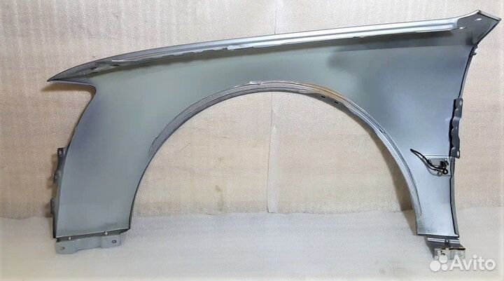 Крыло переднее правое на Audi A8 D3 4E