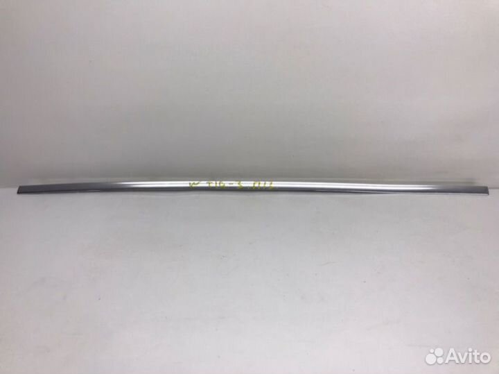 Молдинг на дверь задний правый Volkswagen Tiguan