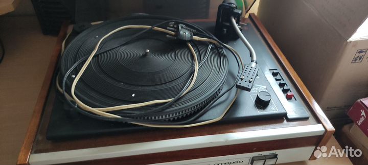 Проигрыватель винила Вега 206
