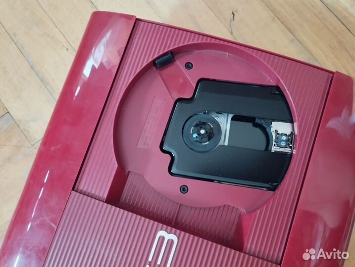 Sony PS3 super slim в редком цвете