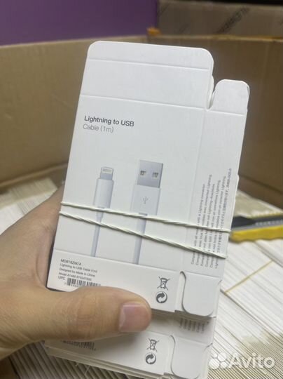 Коробки для кабеля iPhone