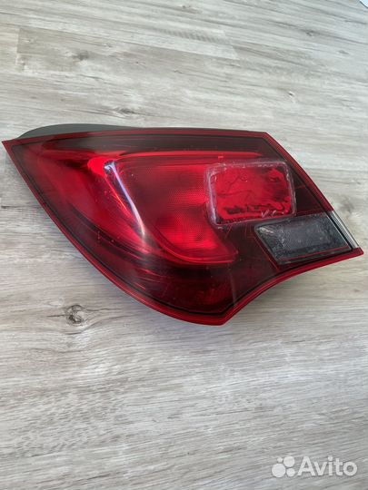 Задний левый фонарь Opel Astra GTS