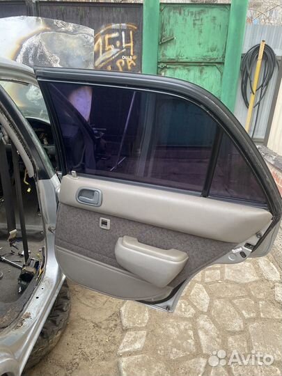 Разбор toyota corolla 110