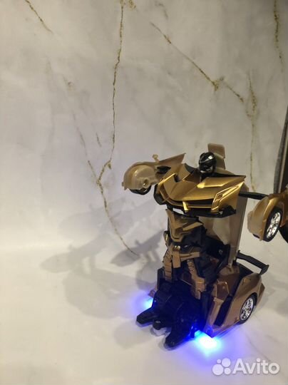 Машина трансформер на пульте Д/У новая