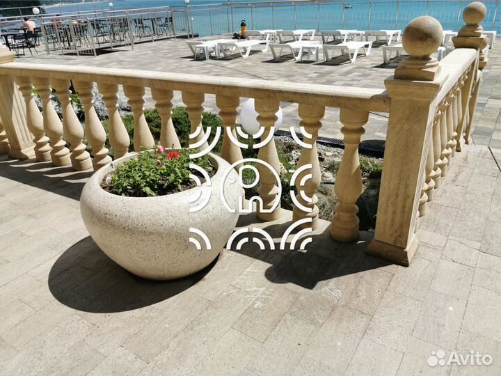 Вазон бетонный 