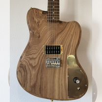 Электрогитара а-ля Fender Jaguar