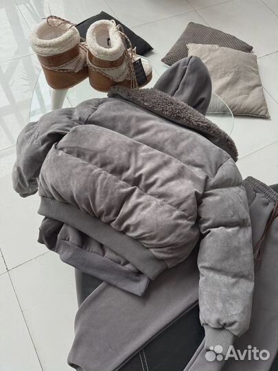 Костюм тройка с курткой miu miu новый