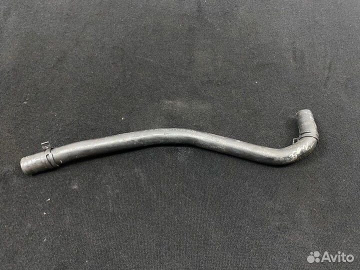 Патрубок системы охлаждения Mercedes Gls-Class