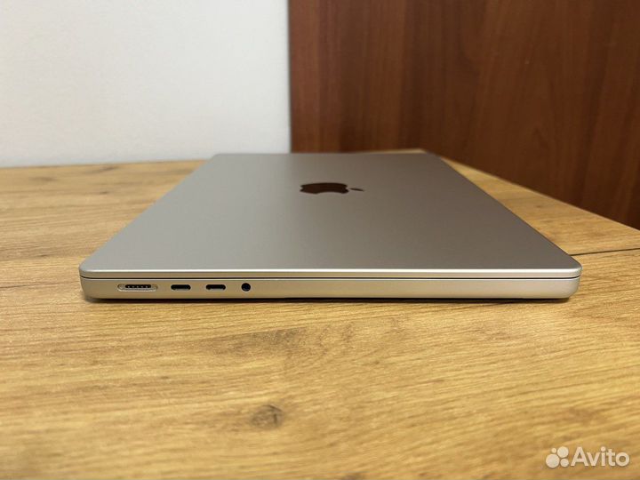 MacBook Pro 14 2021 M1 Pro (1 Tb SSD) Silver