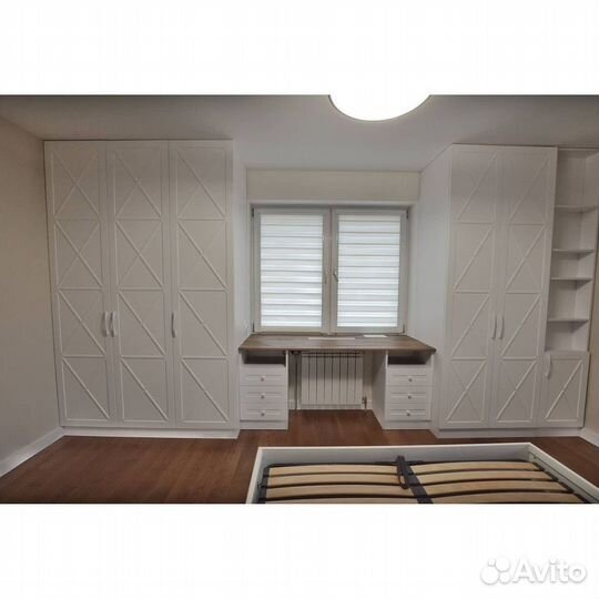 Шкаф распашной