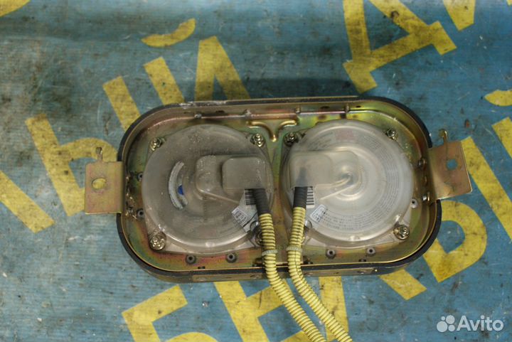 Правая подушка безопасности в торпеду Infiniti Q45