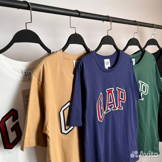 Футболки GAP