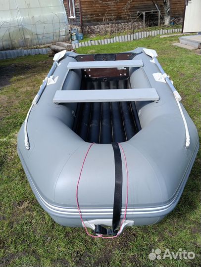 Лодка пвх Гладиатор 320