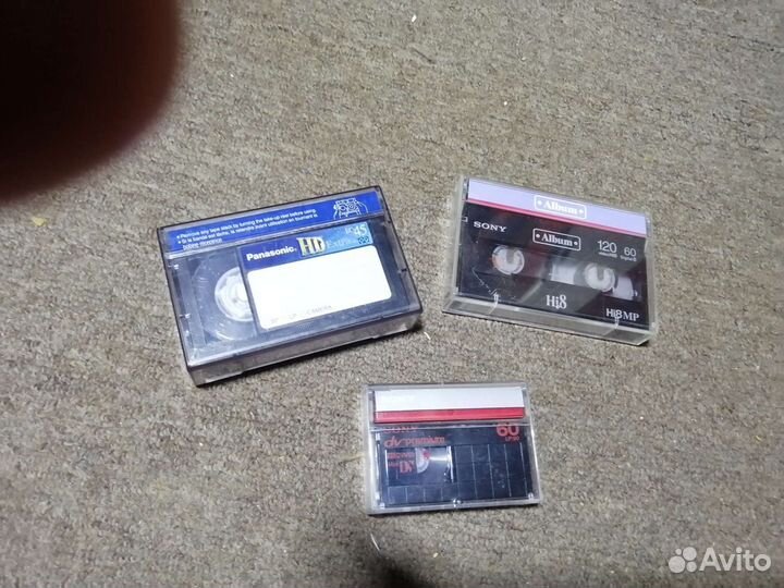 Кассеты для видеокамеры