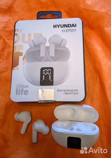 Гарнитура беспроводная Hyundai H-EP201