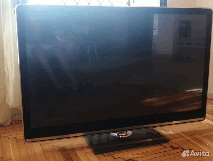 Телевизор Sharp LC-60LE822