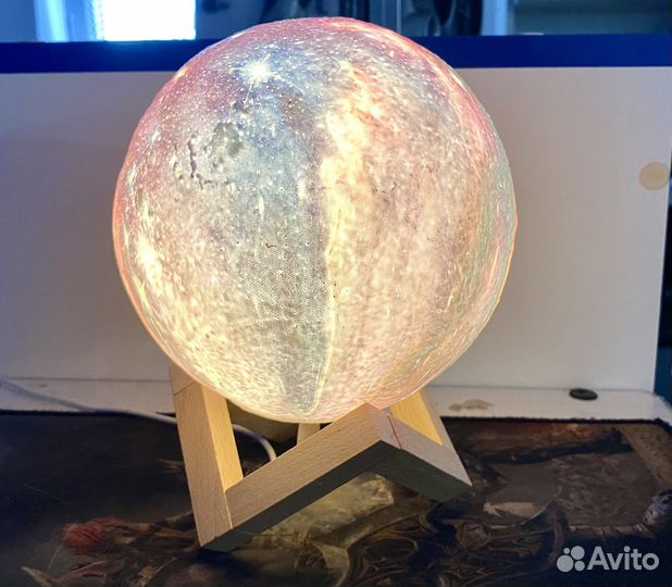 Ночник луна с пультом и RGB подсветкой