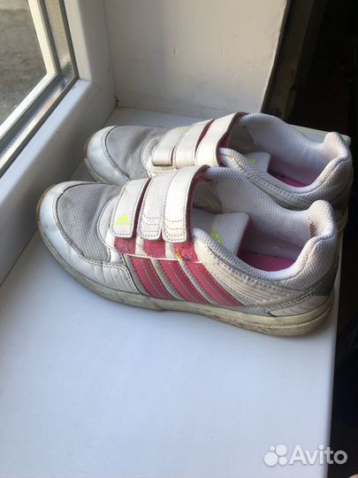 Кроссовки Adidas женские/на девочку