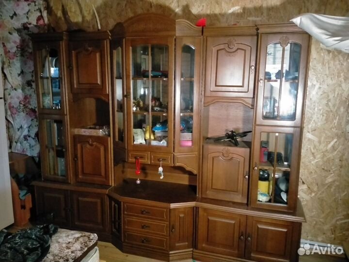 Стенка в гостиную