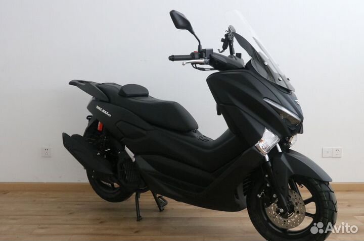 Скутер Vento MAX RS - 150cc (replica Yamaha tmax)