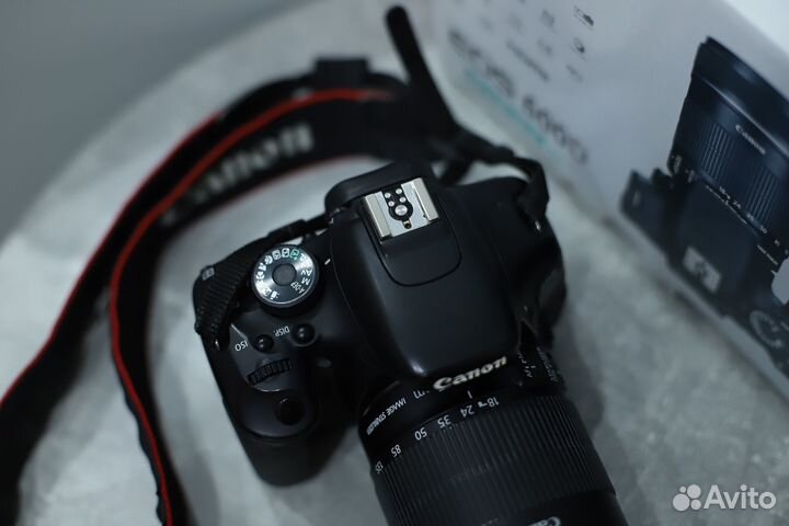 Зеркальный фотоаппарат canon 600d