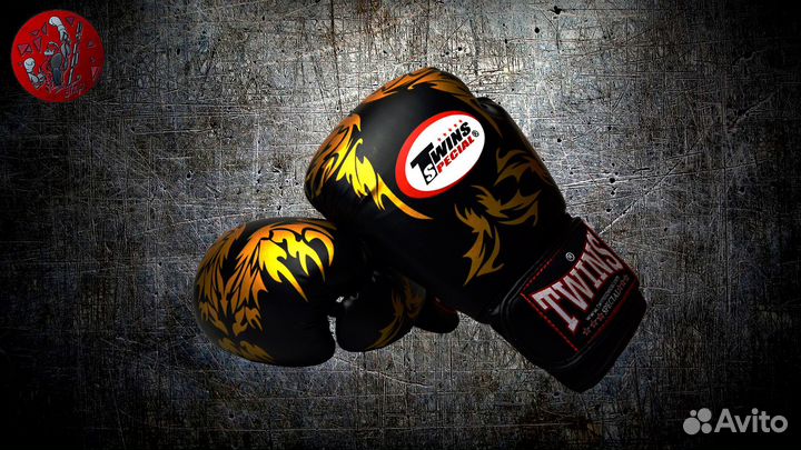 Боксерские перчатки Twins Special