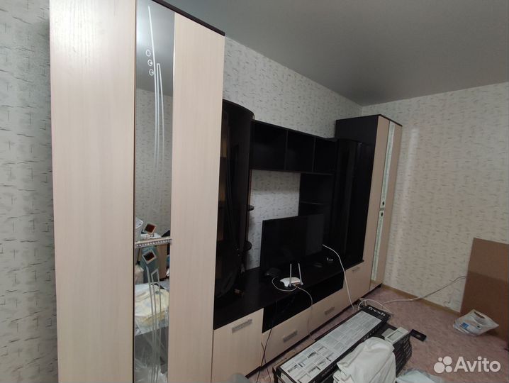 Стенка в гостиную
