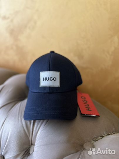 Бейсболка hugo