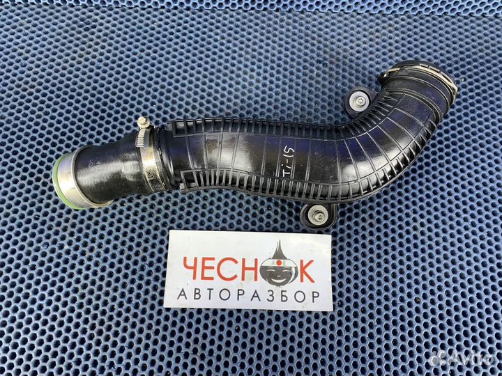 Патрубок турбины интеркулера Tiguan Audi Q3