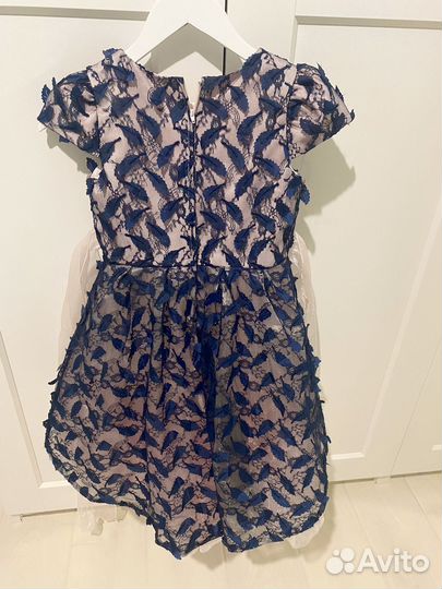 Нарядное платье для девочки 6-7 лет