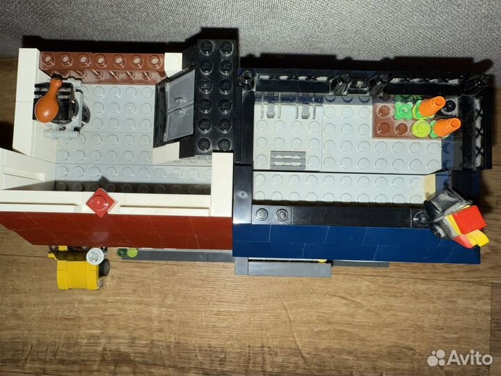 Lego creator 31026 Веломагазин и кафе