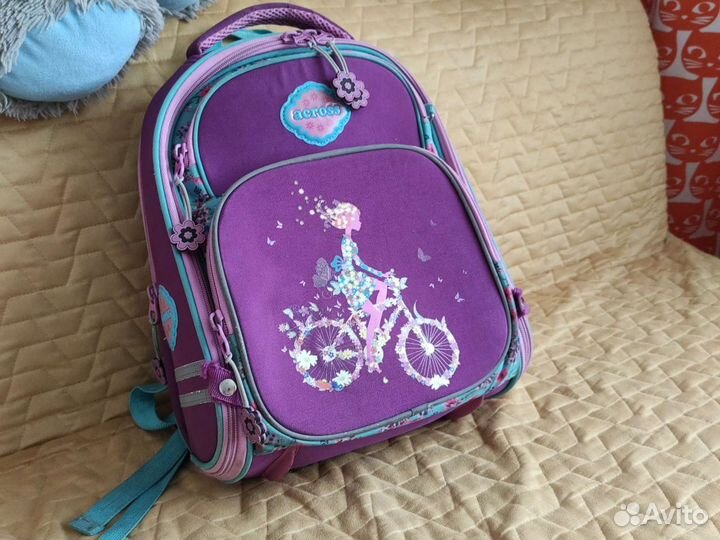 Рюкзак школьный для девочки Across