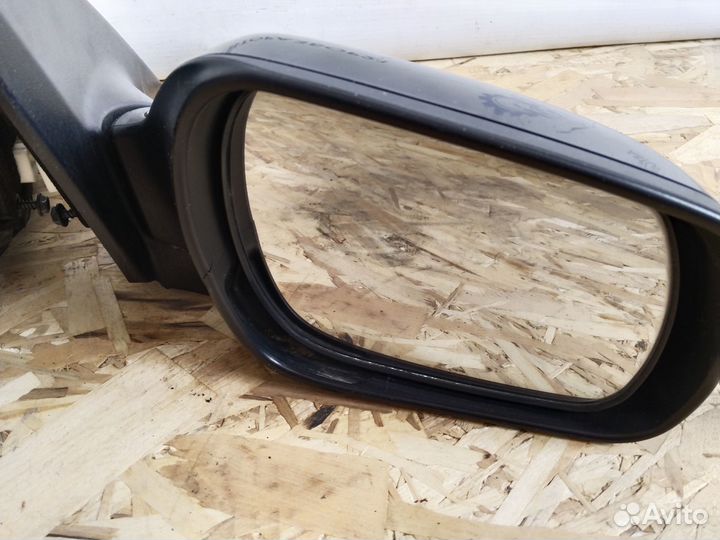 Зеркало переднее левое и правое Mazda3 BK